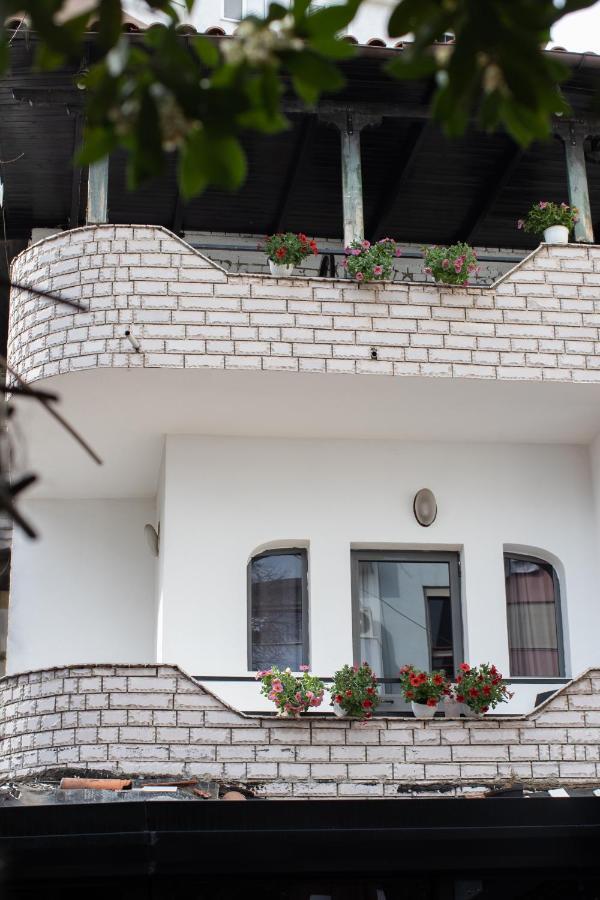 Vila Sanremo Tiranë Ngoại thất bức ảnh